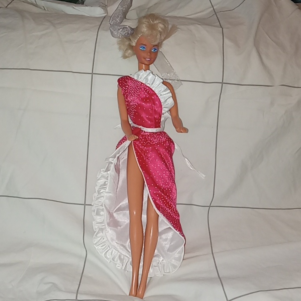 1980’s Barbie Twice As Nice Reversible Fashions Red White Mattel Dress